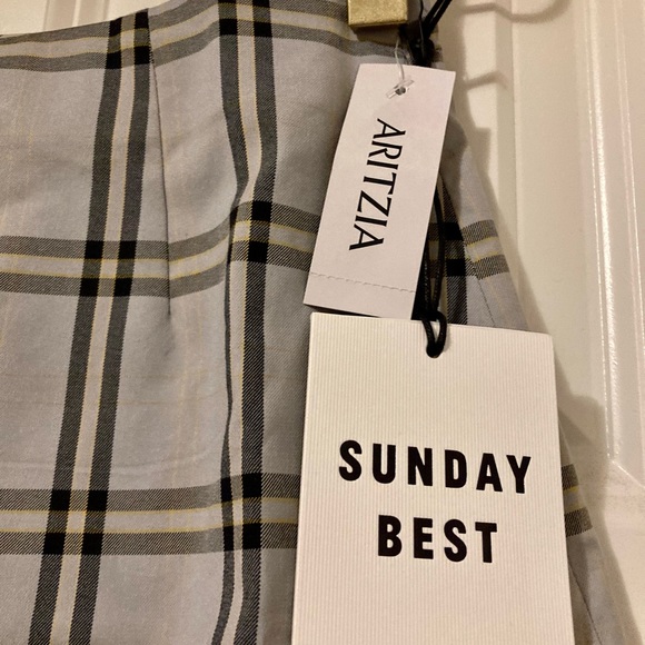 ✨ Aritzia Sunday Best Plaid Mini Skirt 😍 - Picture 7 of 9